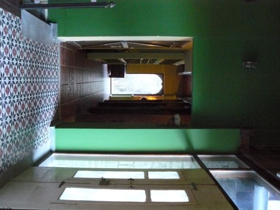 Floor tiles